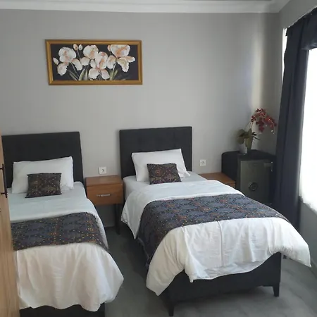 Maya Apartman
